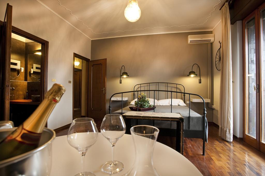 Arte Nel Centro Bed & Breakfast Verona Bilik gambar