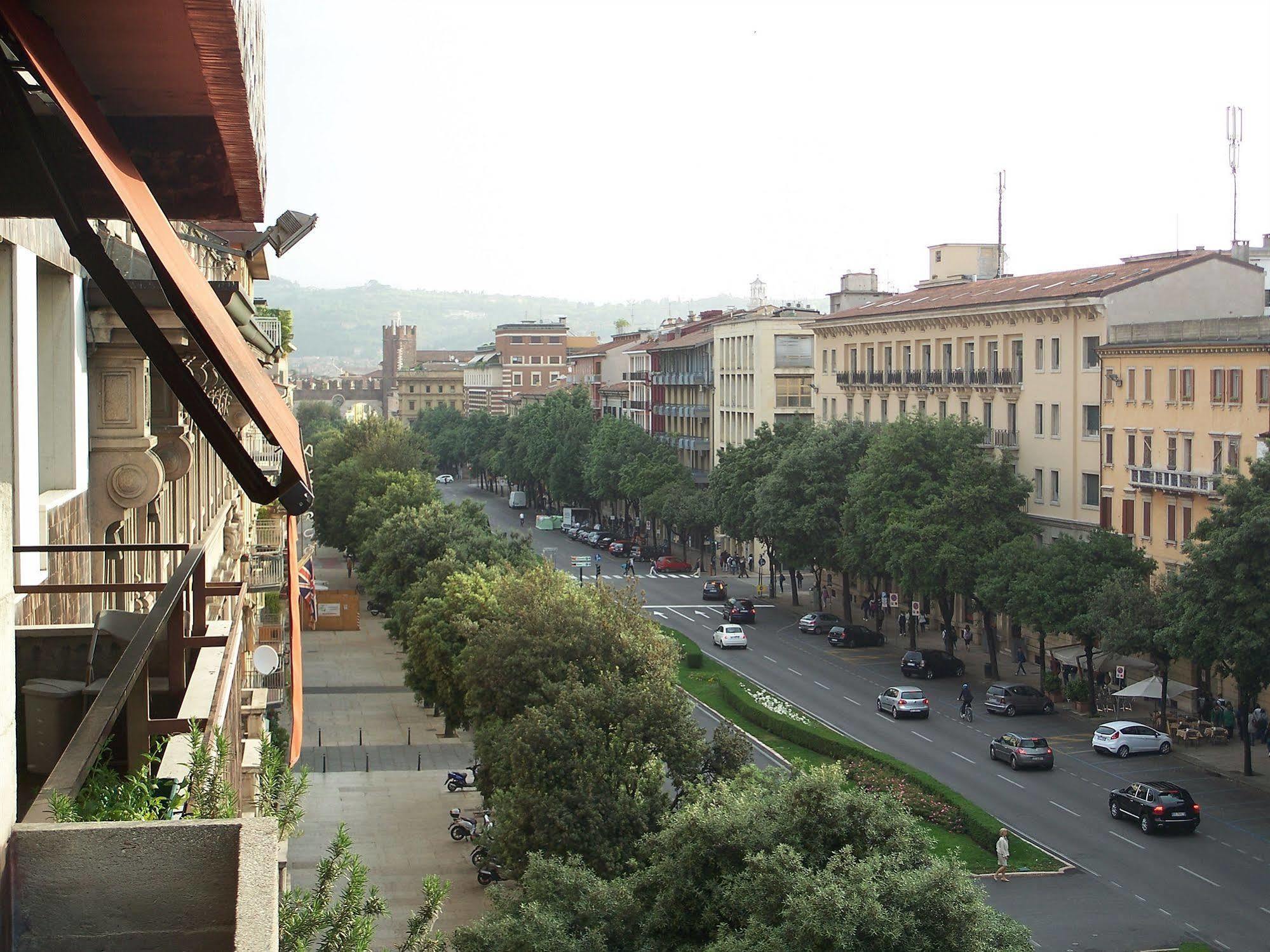 Arte Nel Centro Bed & Breakfast Verona Luaran gambar